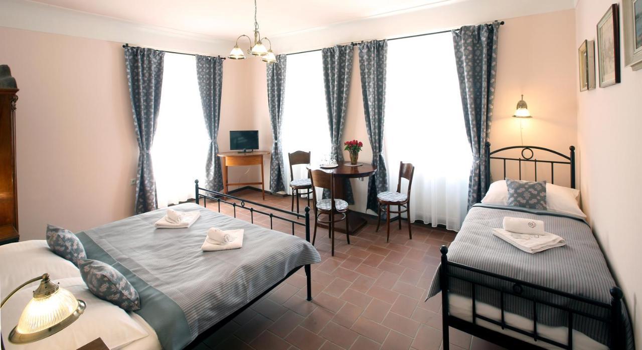Hotel Penzion Na 15. Poledniku Jindřichův Hradec Exterior foto