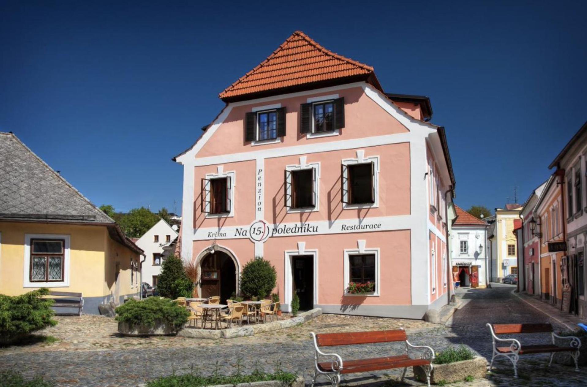 Hotel Penzion Na 15. Poledniku Jindřichův Hradec Exterior foto
